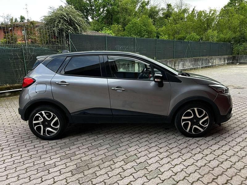 Brugt Renault Captur 90 HK (66 kW) 2016 Grå SUV