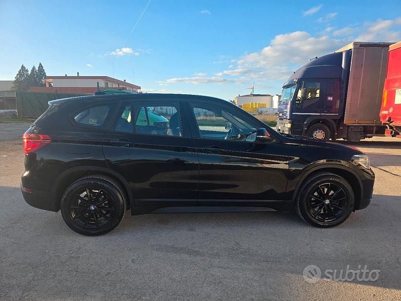 Usata BMW X1 150 CV (110 kW) 2016 Nero SUV