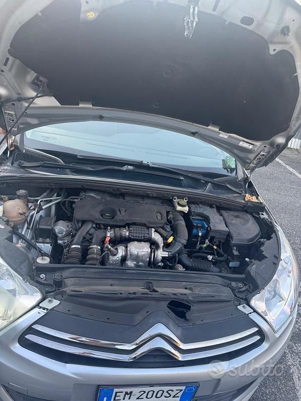 Usata Citroën C4 90 CV (66 kW) 2012 Grigio Berlina