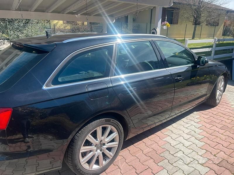 Usado Audi A6 190 CV (139 kW) 2014 Negro Familiar