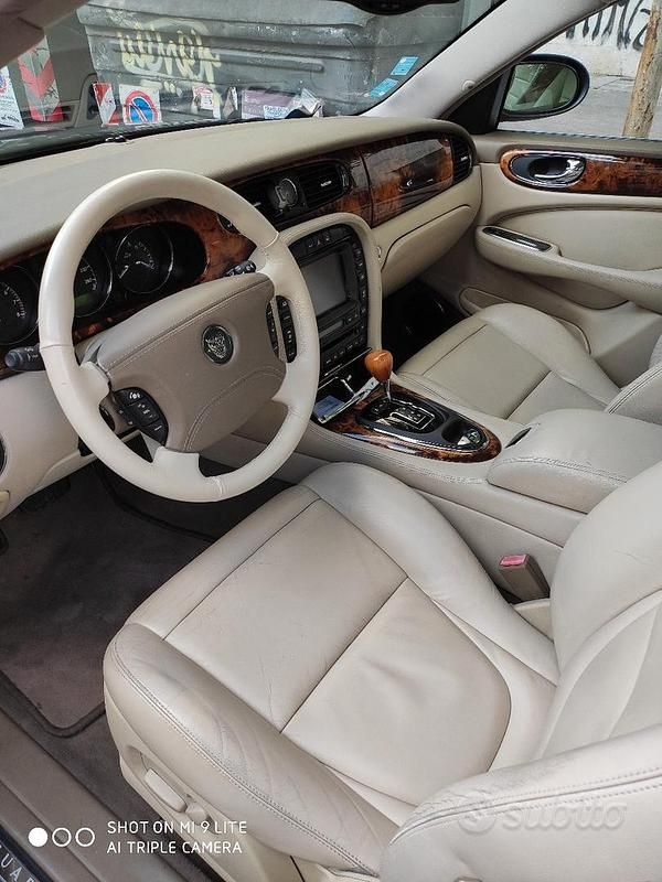 Usata Jaguar XJ 2003 Blu Berlina