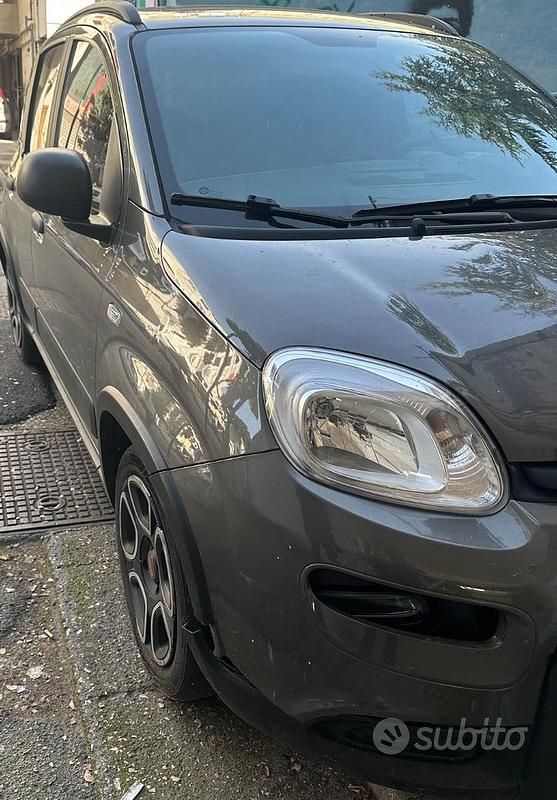 Usata Fiat Panda 70 CV (51 kW) 2021 Grigio Berlina