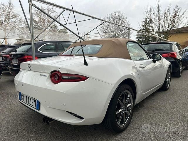 Usata Mazda MX5 Homura-Line 131 CV (96 kW) 2025 Bianco Cabrio