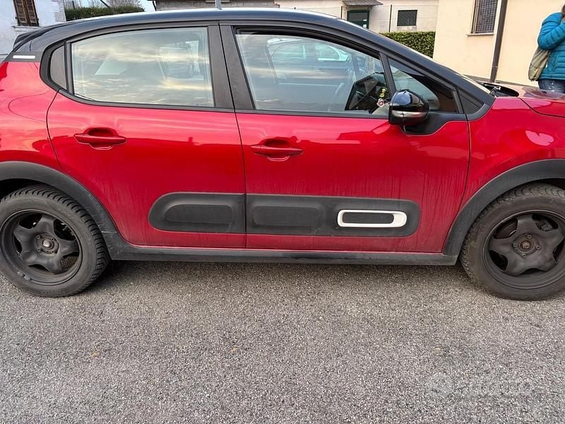 Usata Citroën C3 110 CV (80 kW) 2022 Rosso Utilitaria