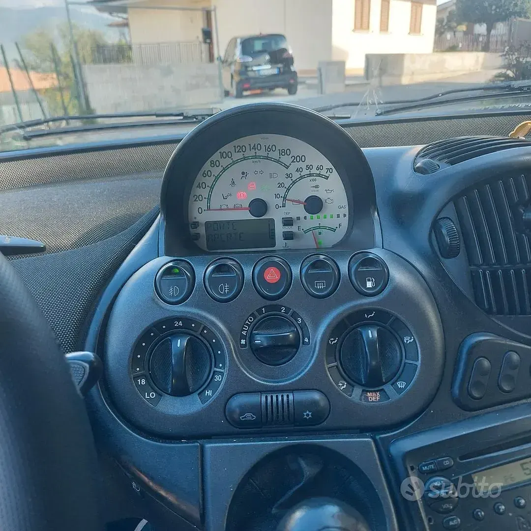 Usata Fiat Multipla 103 CV (75 kW) 2007 Marrone Monovolume