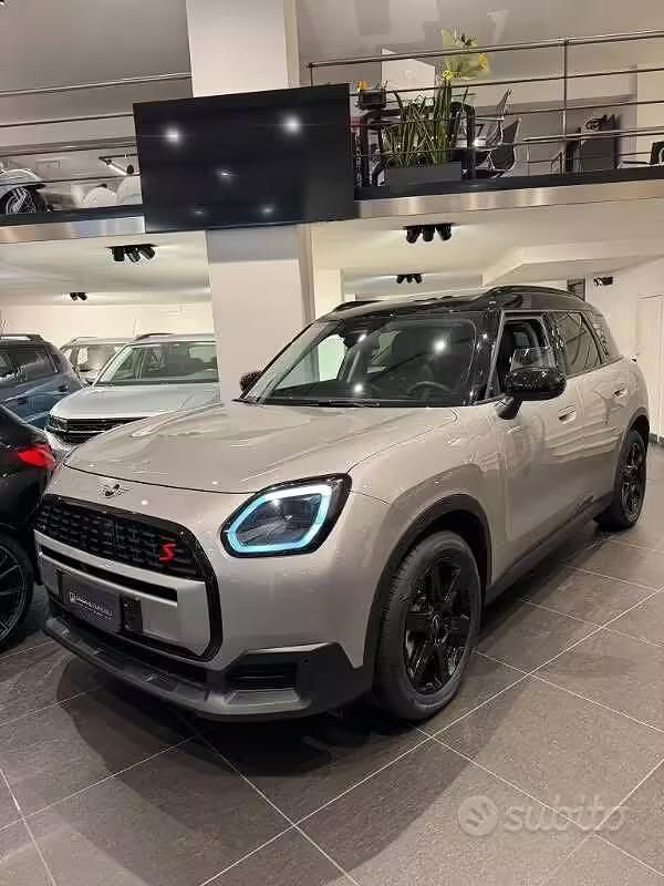 Usata Mini Countryman Classic 218 CV (160 kW) 2025 Other SUV