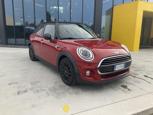 Rosso Usata 2015 Mini ONE Due volumi | 5750 € (Ottimo prezzo) - Immagine 1/4