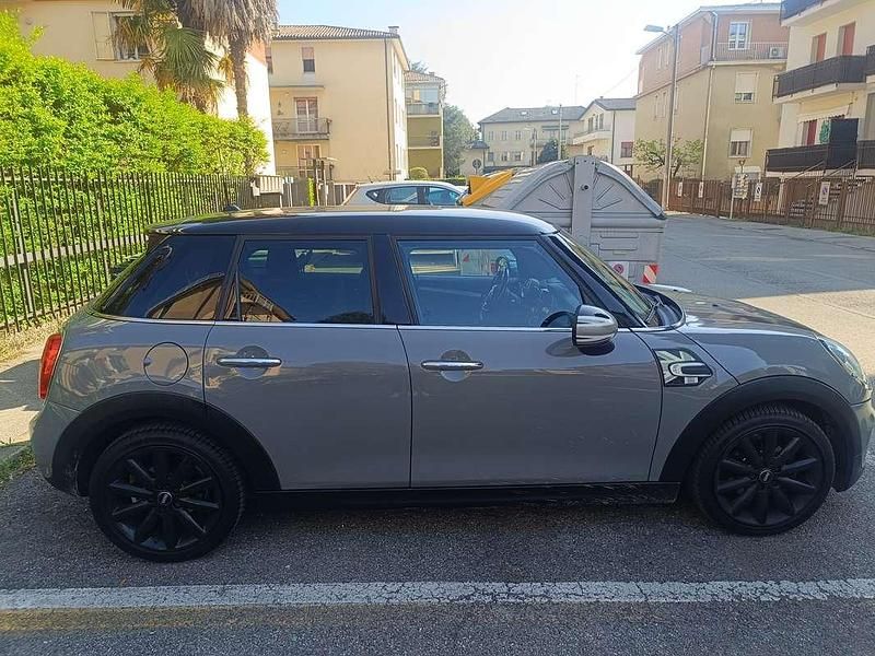 Usata Mini Cooper D Hype 116 CV (85 kW) 2016 Utilitaria