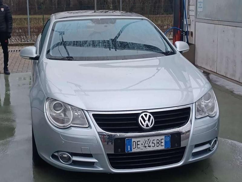 Usata VW Eos 140 CV (102 kW) 2006 Cabrio