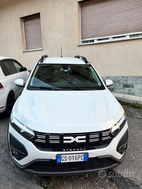 Usata Dacia Sandero Expression 91 CV (66 kW) 2024 Berlina