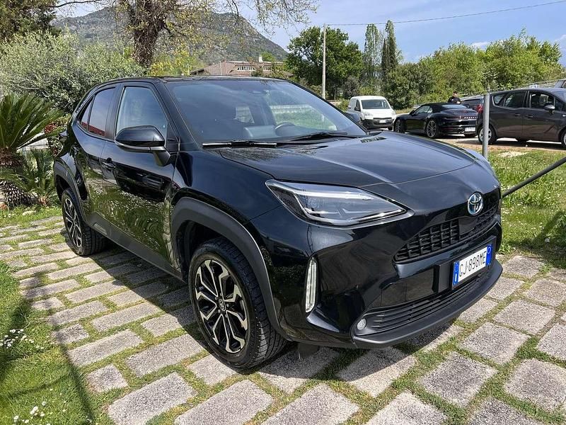 Usata Toyota Yaris Cross Trend 92 CV (67 kW) 2022 Nero SUV