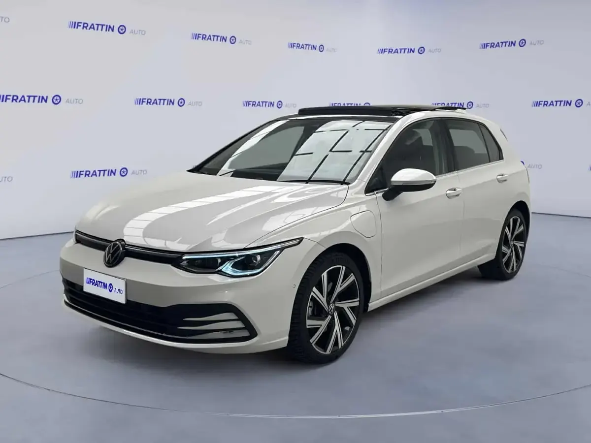 Usata VW Golf VIII Style 204 CV (150 kW) 2022 Berlina
