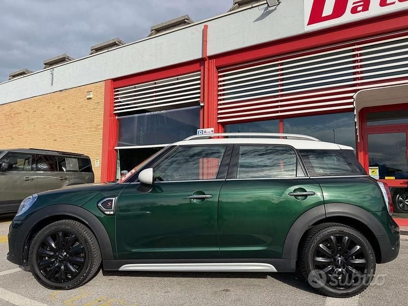 Begagnad Mini Cooper SD Countryman Hype 190 HK (139 kW) 2019 Grön SUV