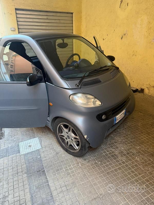 Usata Smart ForFour 2000 Grigio Utilitaria