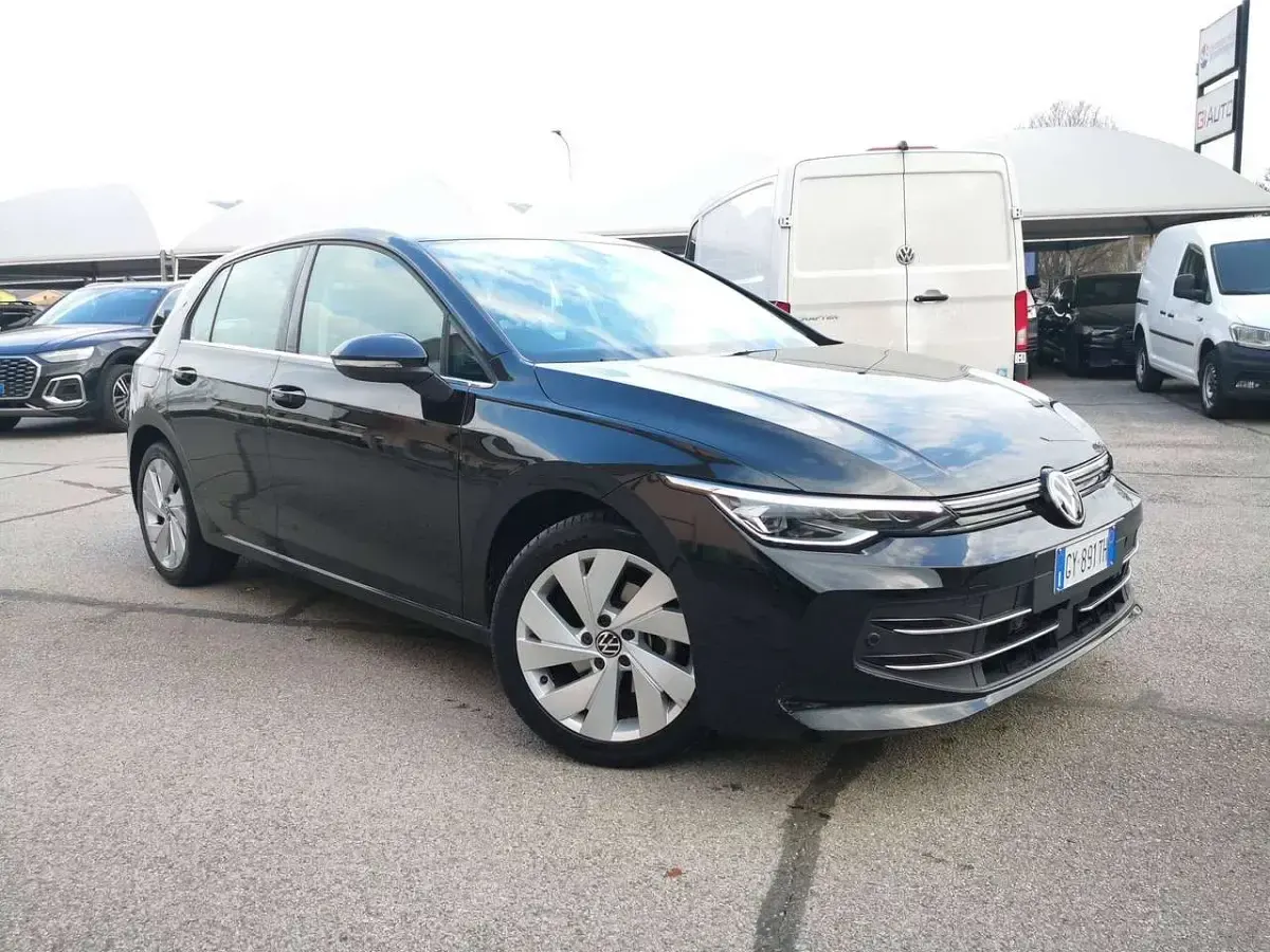 Usata VW Golf VIII Style 150 CV (110 kW) 2025 Nero Berlina