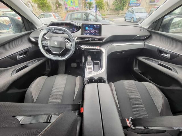 Usata Peugeot 3008 Active 131 CV (96 kW) 2020 Grigio SUV