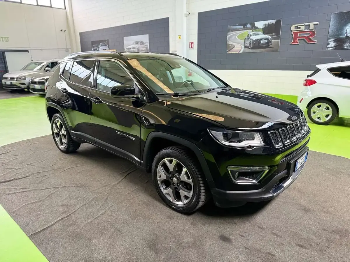 Usata Jeep Compass Limited 140 CV (102 kW) 2019 Nero SUV