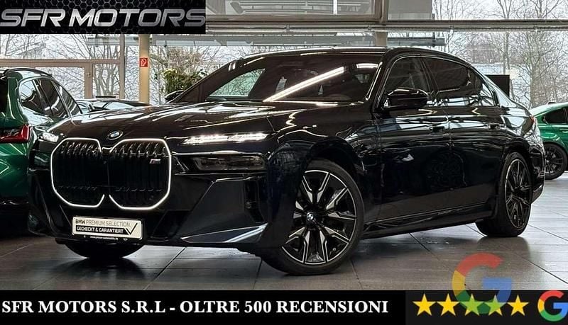 Usata BMW M760e 571 CV (419 kW) 2024 Nero Berlina