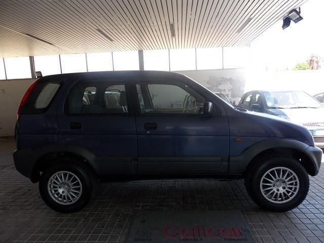 Usata Daihatsu Terios 1999 Azzurro SUV
