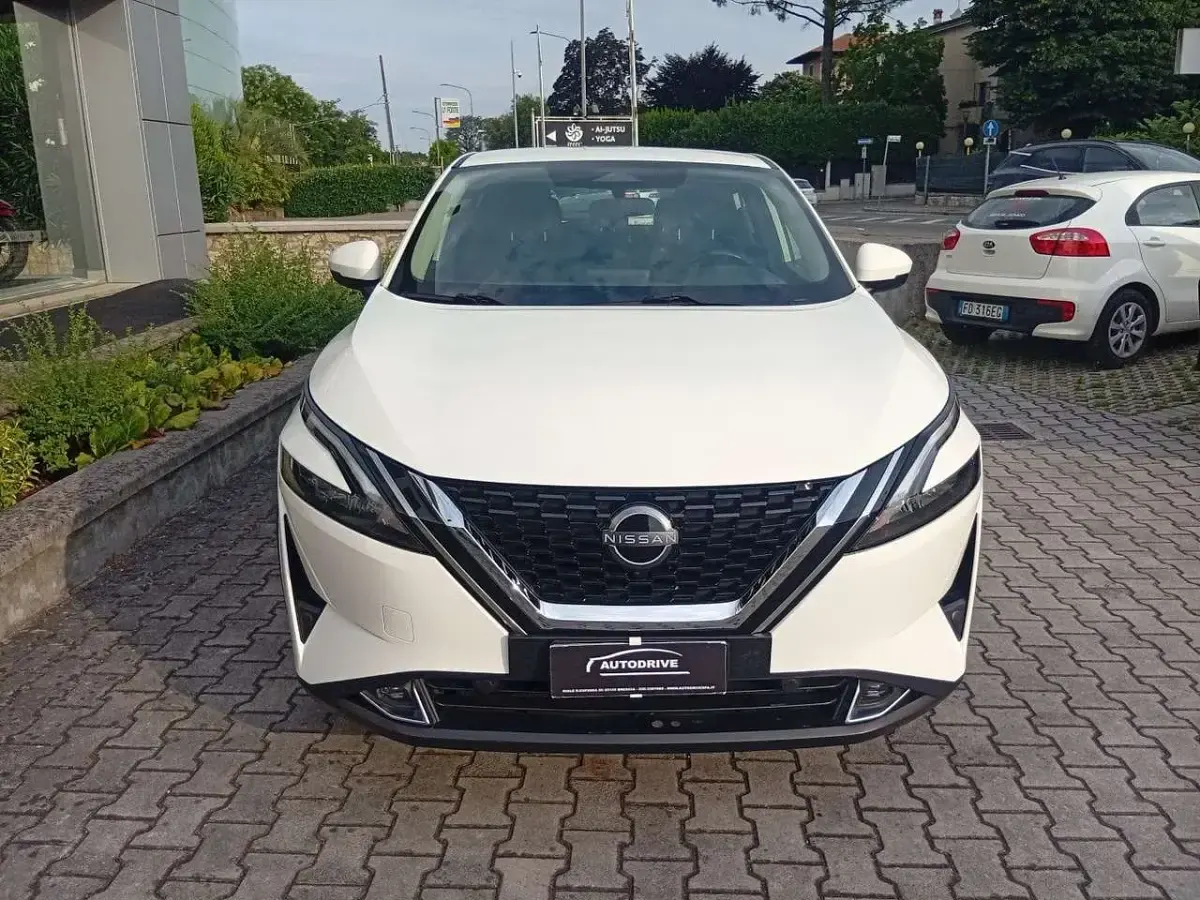 Usata Nissan Qashqai 158 CV (116 kW) 2023 Bianco SUV
