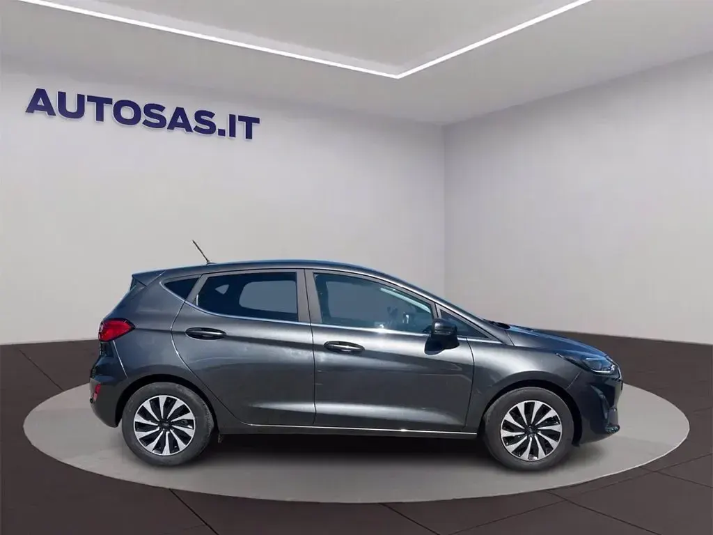 Usata Ford Fiesta Titanium 75 CV (55 kW) 2023 Grigio Utilitaria