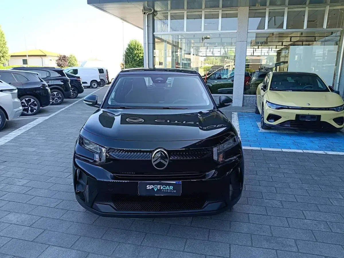 Nuova Citroën C3 101 CV (74 kW) 2026 Night black SUV