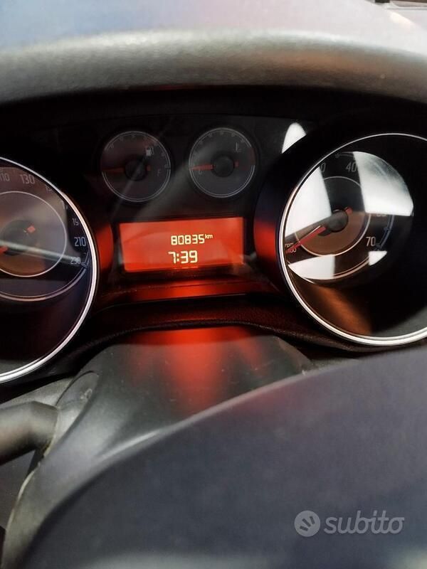 Usata Fiat Punto 69 CV (50 kW) 2018 Nero Utilitaria