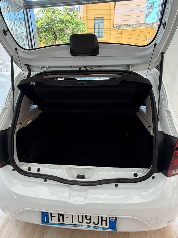 Usata Dacia Sandero 75 CV (55 kW) 2018 Bianco Berlina