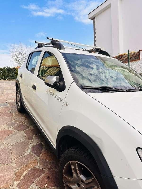 Usata Dacia Sandero Stepway 90 CV (66 kW) 2017 Bianco Berlina