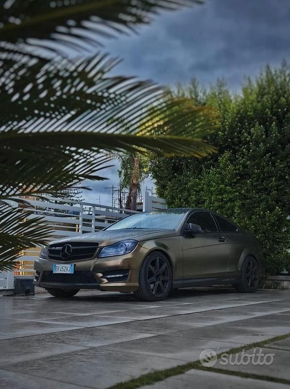 Usata Mercedes C220 170 CV (125 kW) 2012 Giallo Coupé
