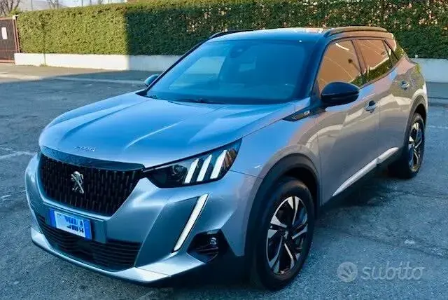 Usata Peugeot 2008 GT 131 CV (96 kW) 2022 Grigio SUV