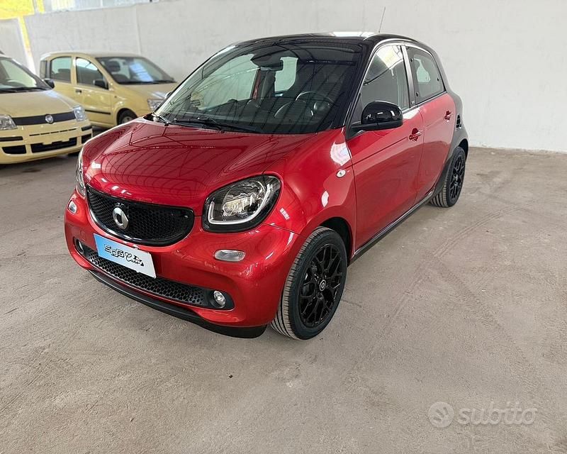 Usata Smart ForFour Passion 70 CV (51 kW) 2018 Rosso Utilitaria
