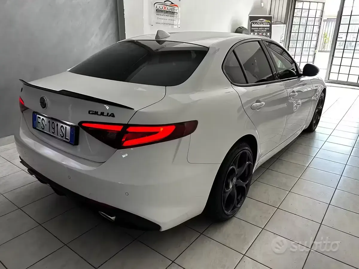 Usata Alfa Romeo Giulia Veloce 210 CV (154 kW) 2019 Bianco Berlina