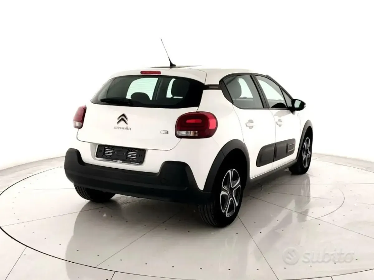 Usata Citroën C3 PureTech 83 CV (61 kW) 2022 Bianco Utilitaria