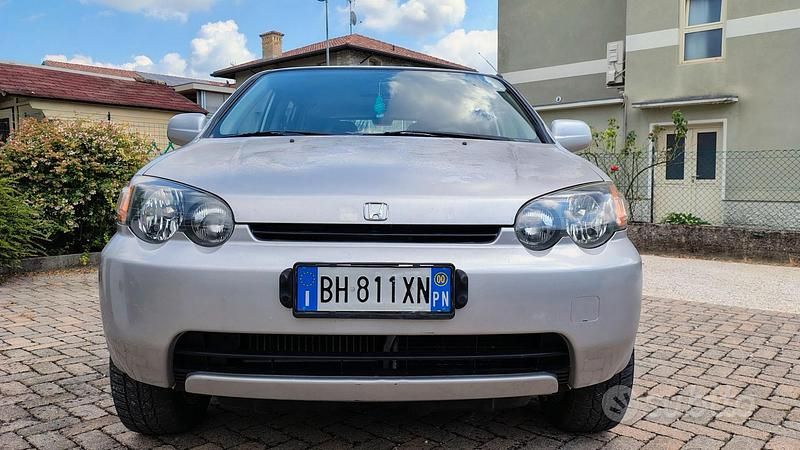 Usata Honda HR-V 124 CV (91 kW) 2000 Argento SUV