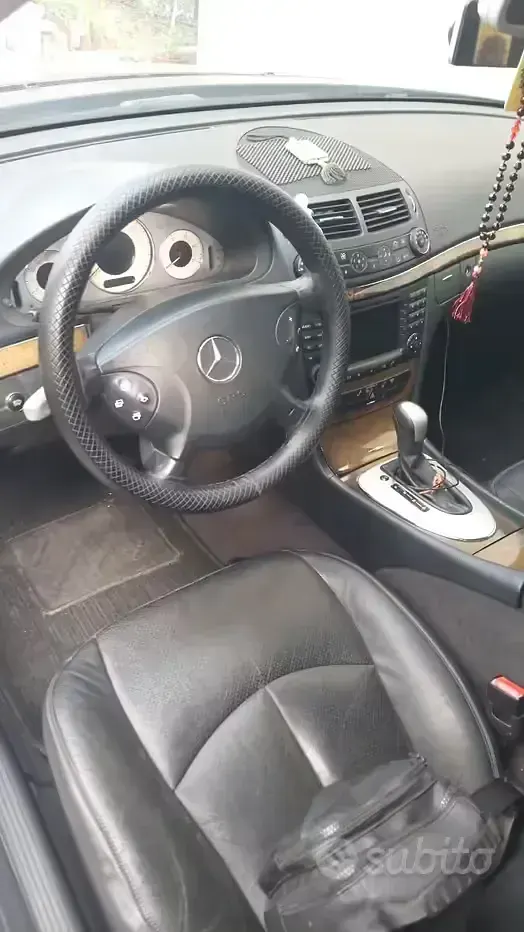 Usata Mercedes E280 177 CV (130 kW) 2005 Berlina
