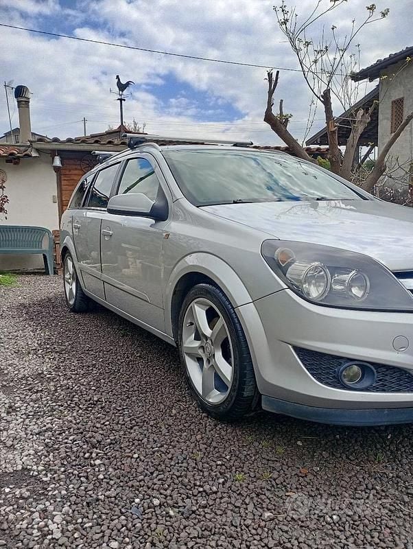 Usata Opel Astra 60 CV (44 kW) 2008 Grigio Station wagon