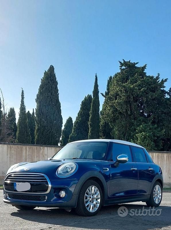 Usata Mini Cooper D Business 90 CV (66 kW) 2015 Blu Utilitaria