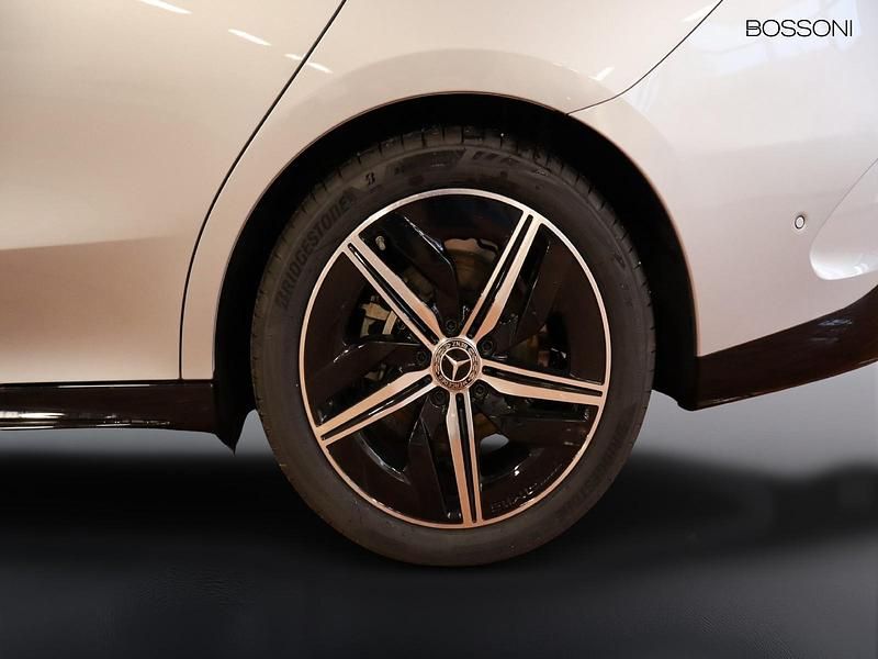 Nuova Mercedes CLA200 Advanced Plus 163 CV (119 kW) 2026 Argento Berlina