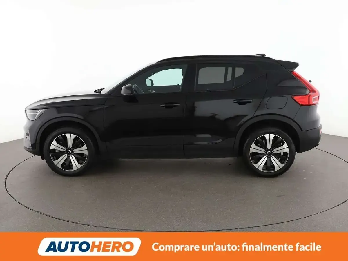 Usata Volvo XC40 Core 169 kW (231 CV) 2023 Nero SUV