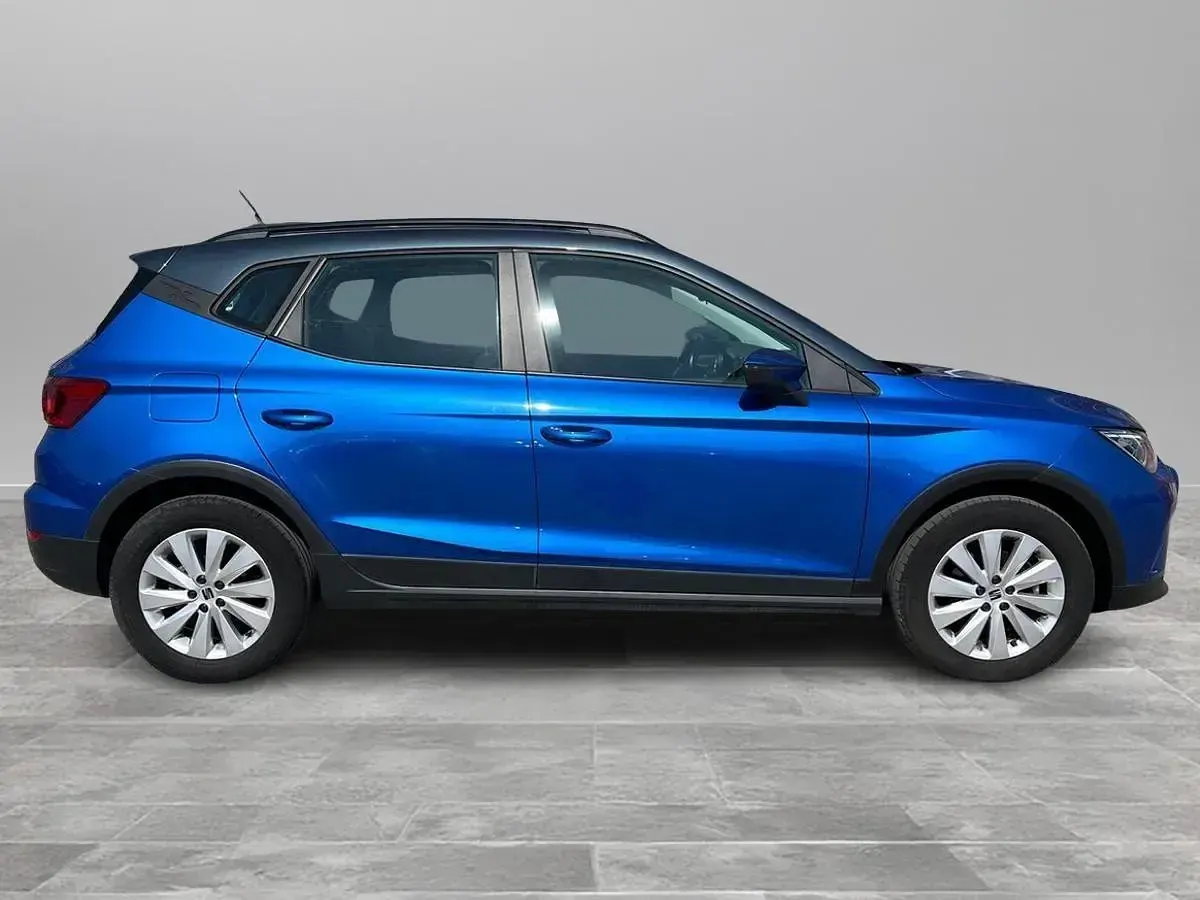 Usata Seat Arona Style 110 CV (80 kW) 2023 Blu SUV