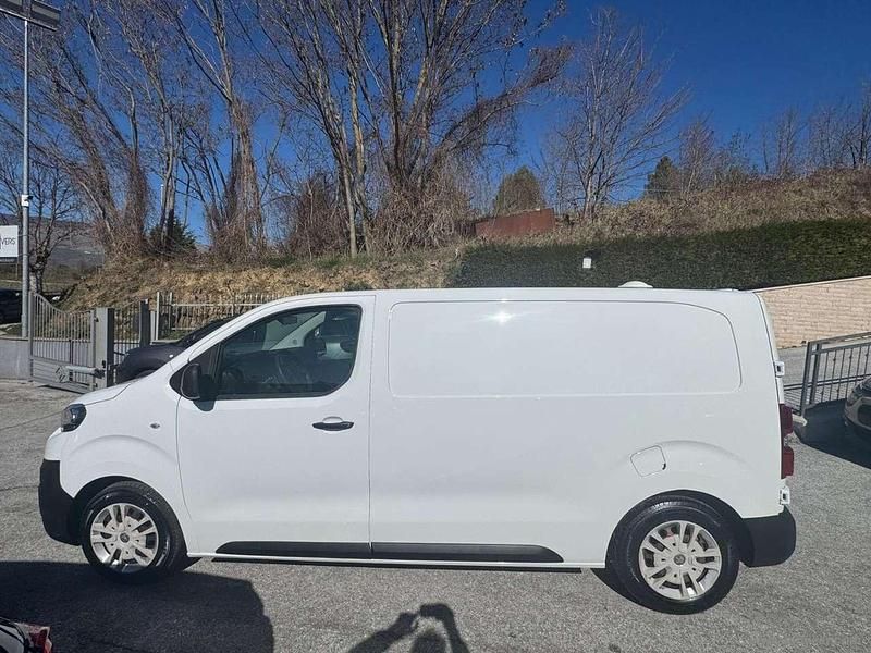 Usata Peugeot Expert S 120 CV (88 kW) 2019 Bianco Furgone