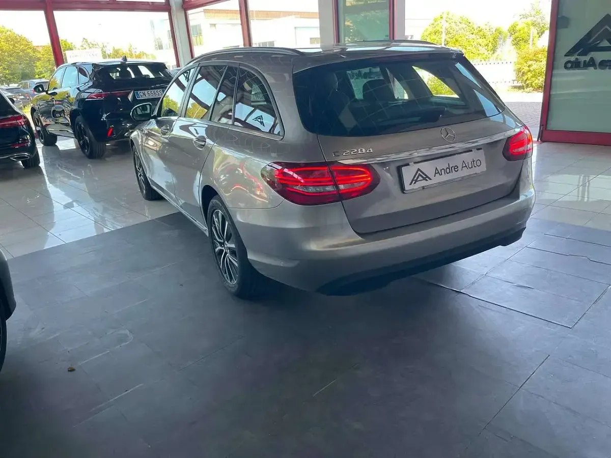 Usata Mercedes C220 194 CV (142 kW) 2020 Grigio Station wagon
