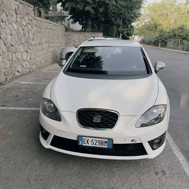 Usata Seat Leon FR 170 CV (125 kW) 2011 Utilitaria