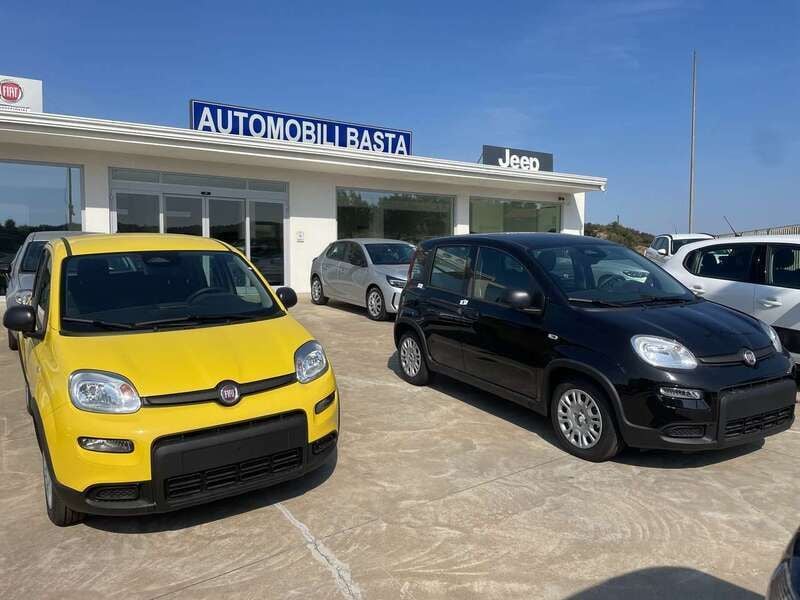 Nuova Fiat Panda 69 CV (50 kW) 2025 Giallo Utilitaria