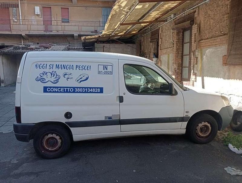 Usata Peugeot Partner Quiksilver 90 CV (66 kW) 2002 Monovolume