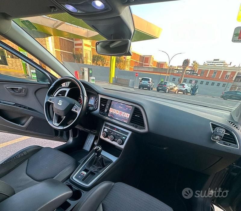 Usata Seat Leon XCELLENCE 150 CV (110 kW) 2017 Grigio Berlina