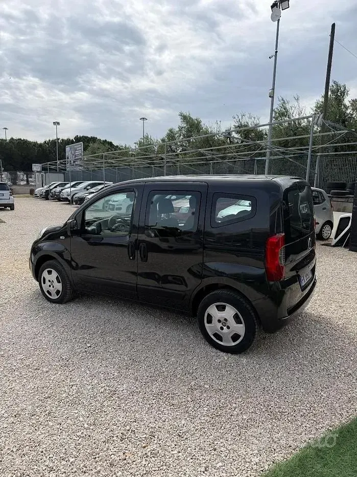 Usata Fiat Qubo Active 77 CV (56 kW) 2017 Nero Monovolume