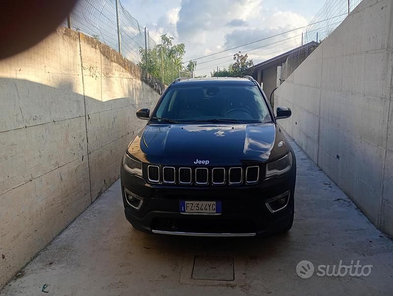 Usata Jeep Compass Limited 170 CV (125 kW) 2020 Nero SUV
