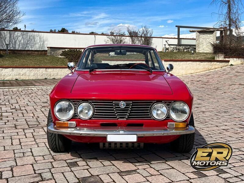 Usato 1975 Alfa Romeo GT Junior 1.3 Benzin 88 CV (39.000 €)